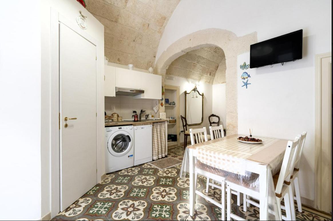 Chiarina Rooms 2 Polignano a Mare Buitenkant foto