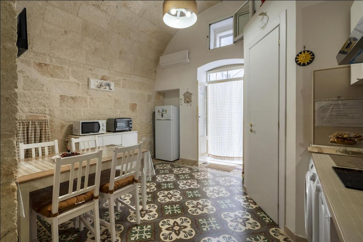 Chiarina Rooms 2 Polignano a Mare Buitenkant foto