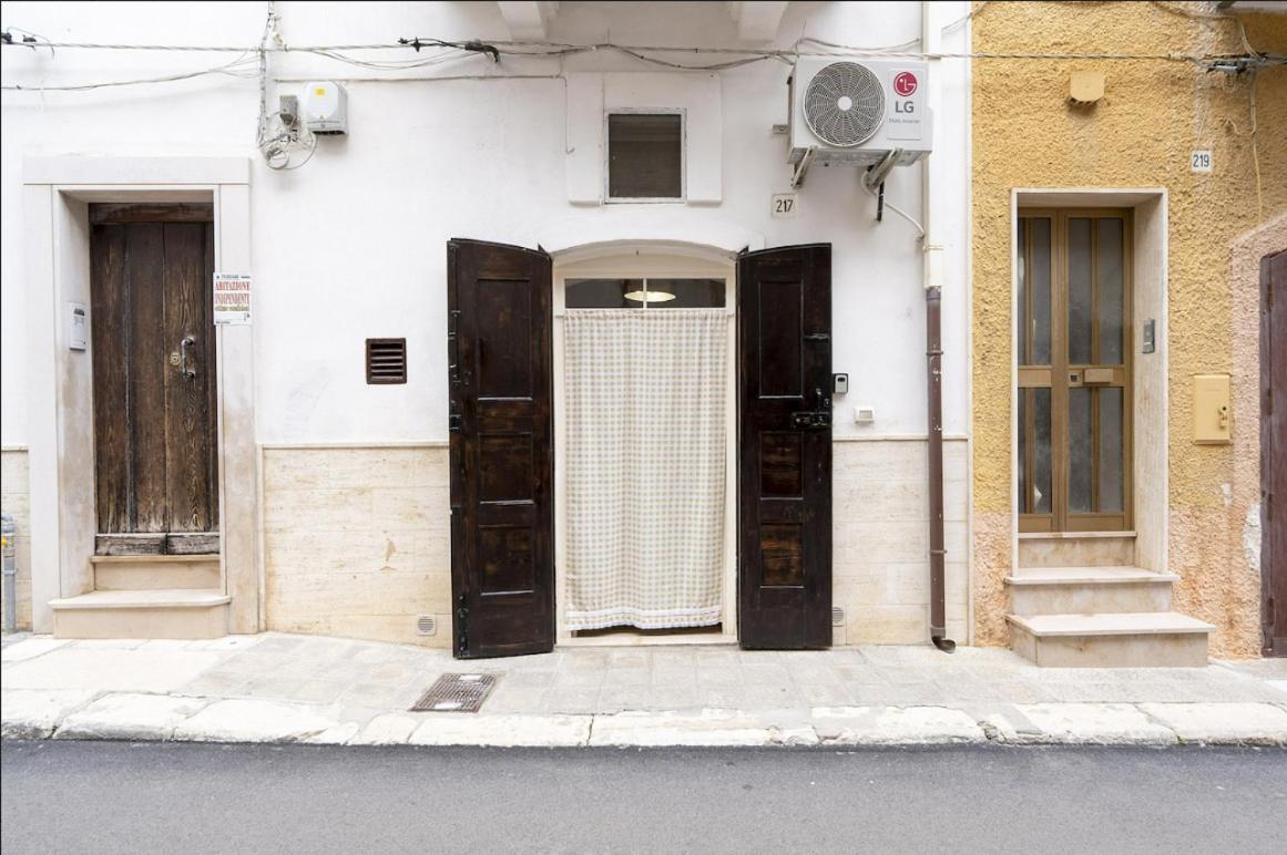 Chiarina Rooms 2 Polignano a Mare Buitenkant foto